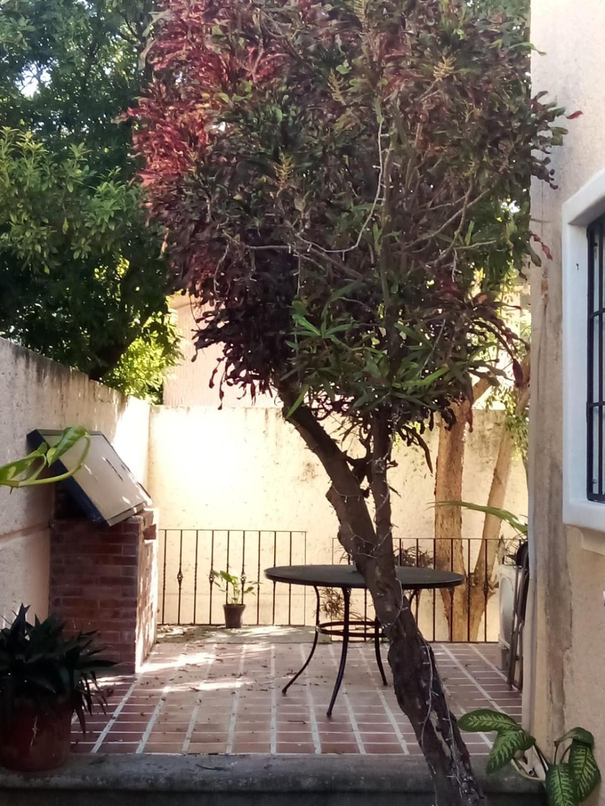 Naranjo Hostel Cancun Exterior photo