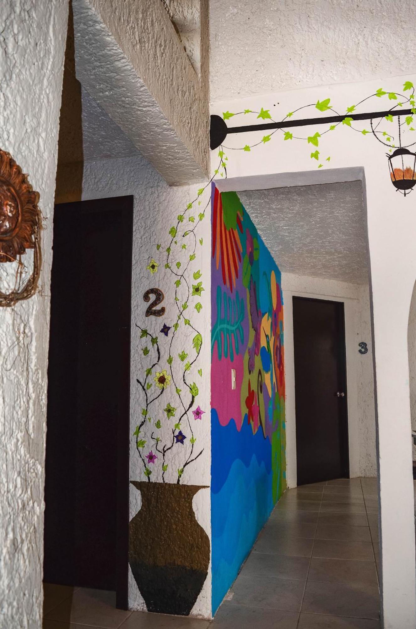 Naranjo Hostel Cancun Exterior photo